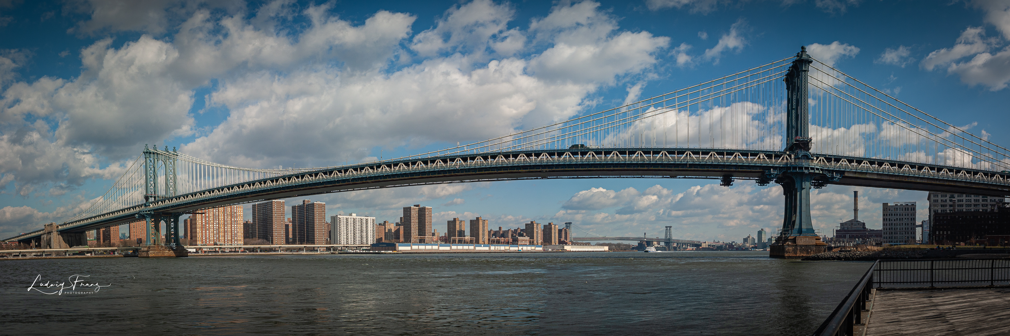 Manhatten Bridge Panorama © L.Franz 2007