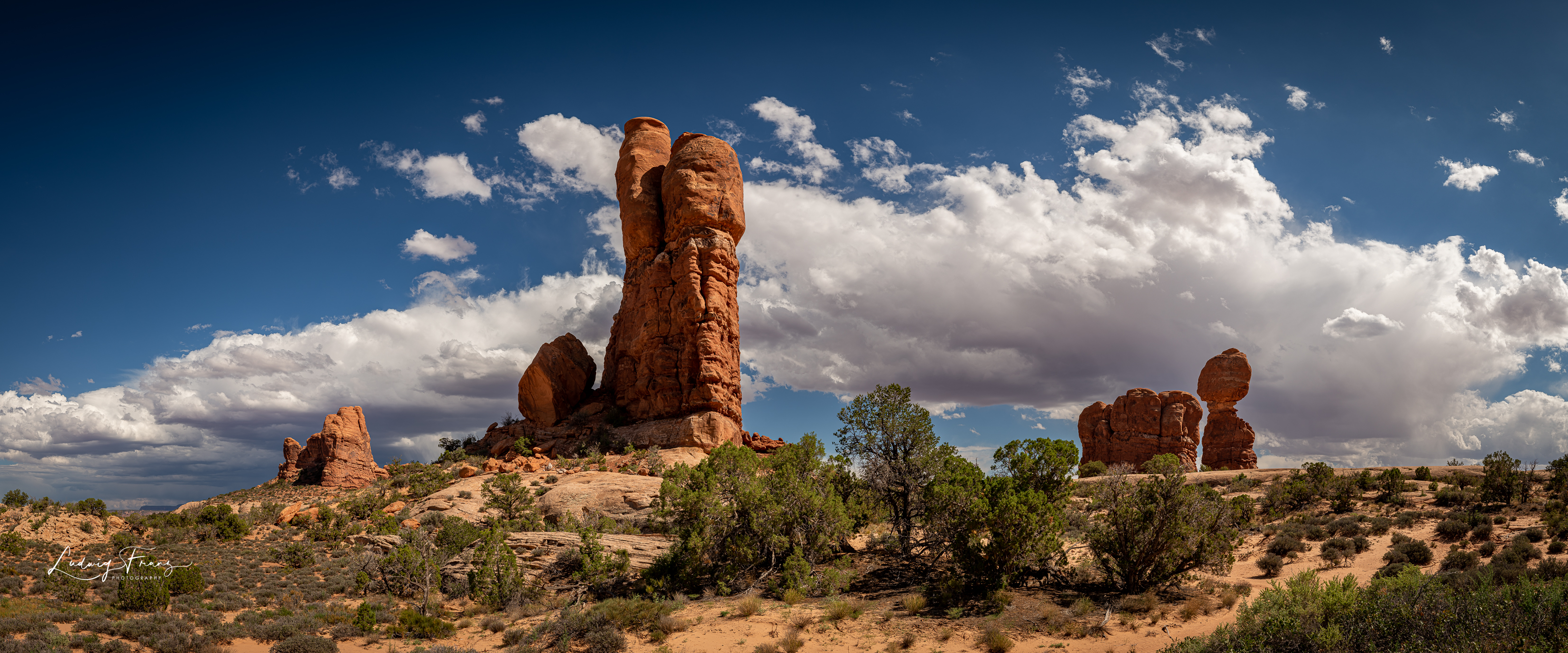 Arches National Park - Balanced Rock 02 © L.Franz 2013