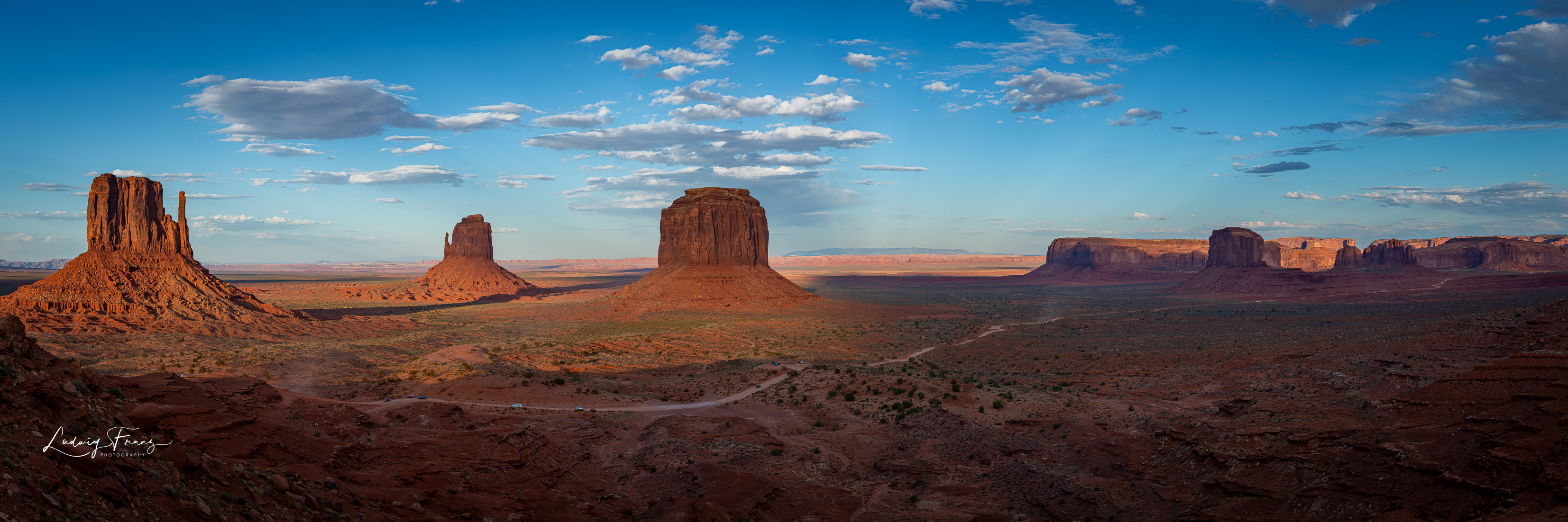 Monument Valley Panorama 02 © L.Franz 2013