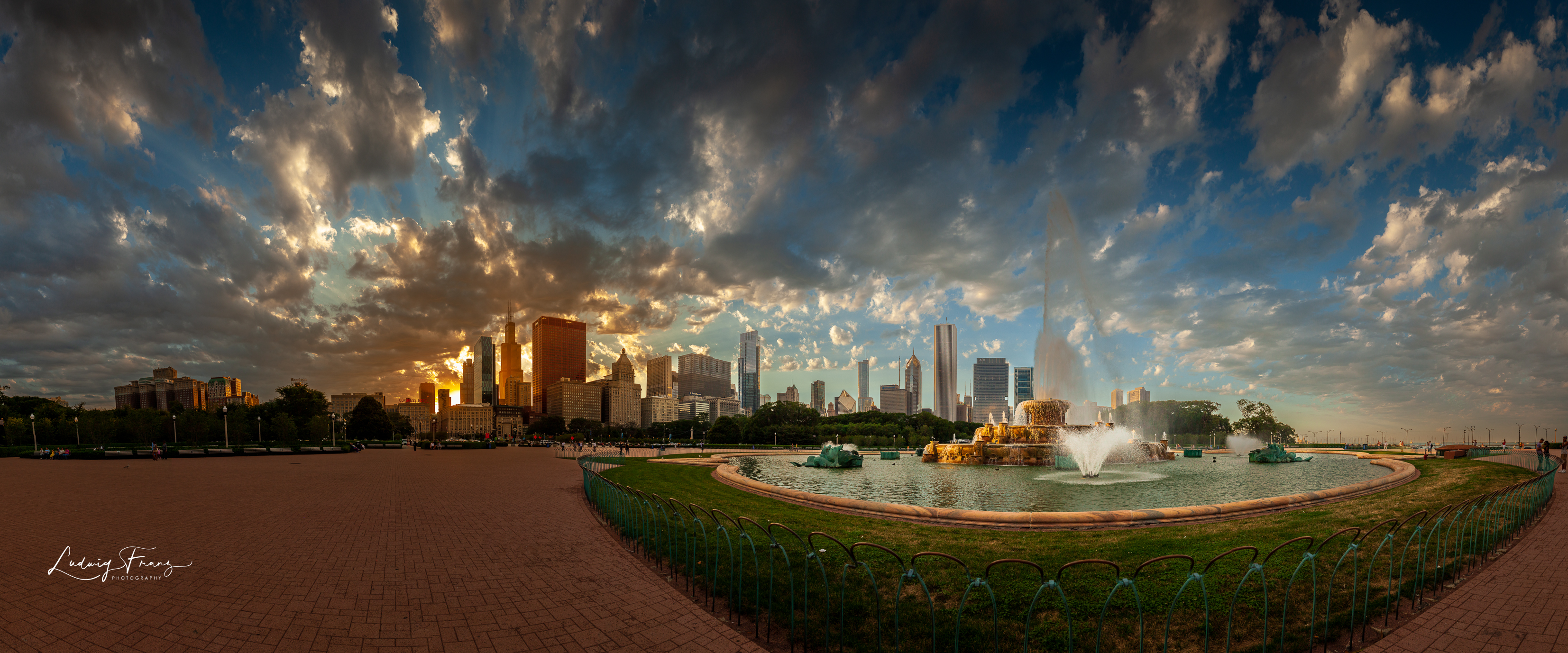 Buckingham Fountain Panorama 01 © L.Franz 2011