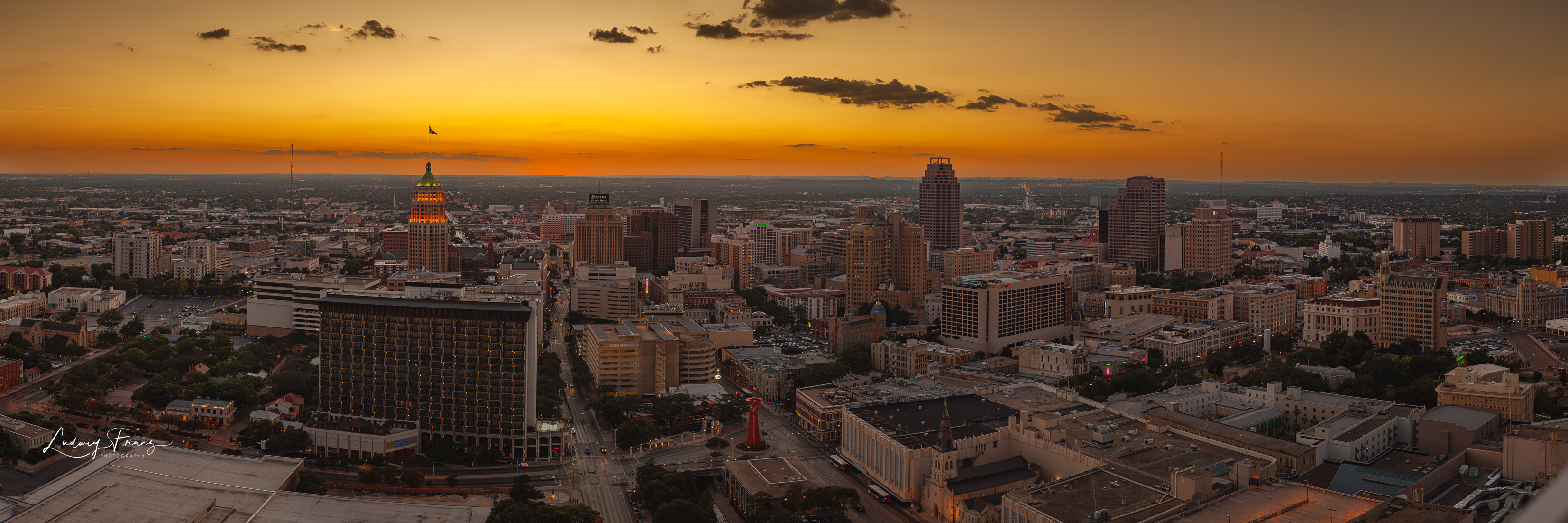 San Antonio Panorama 01  © L.Franz 2011